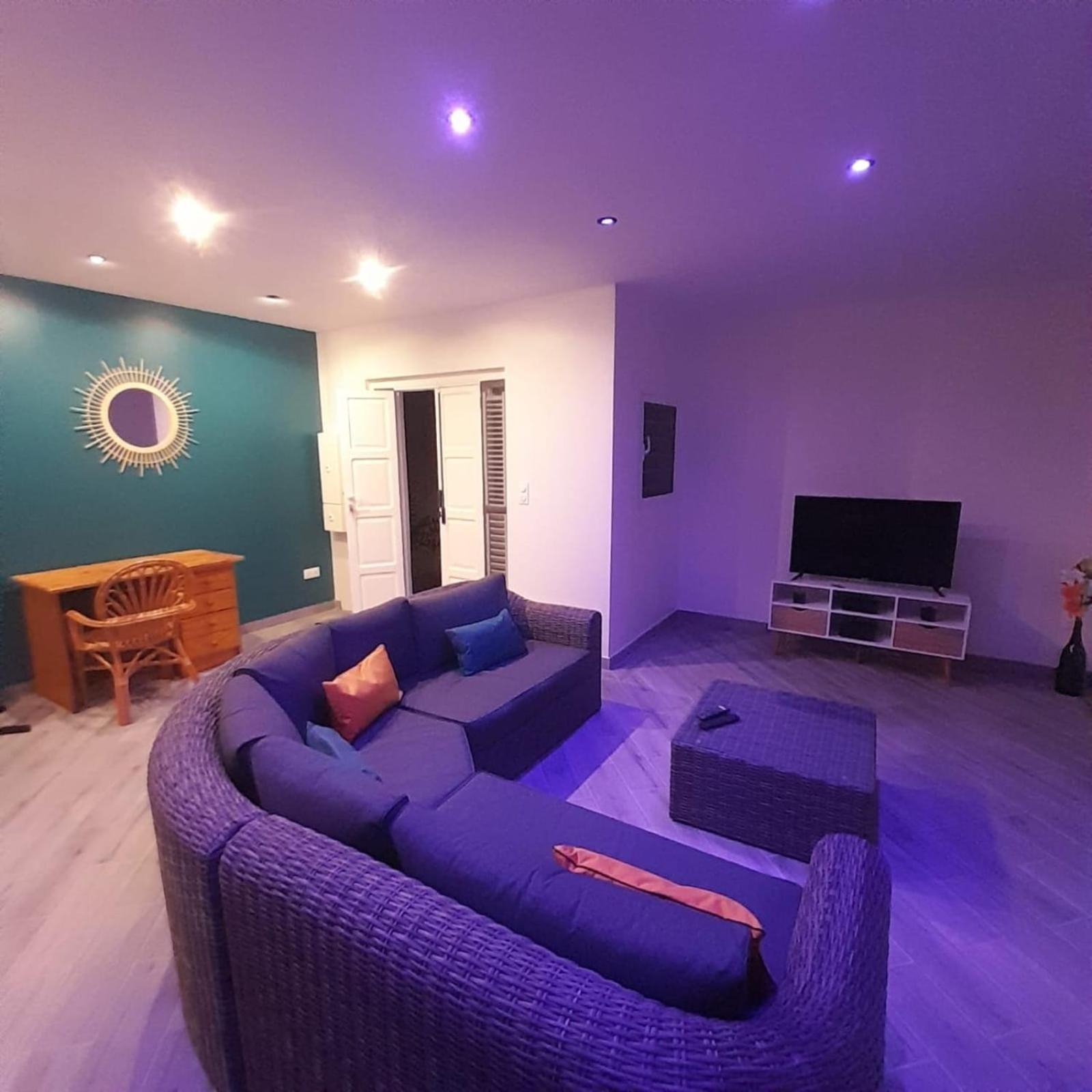 972M Beautiful Air-Conditioned Villa With Garden Le Carbet Eksteriør bilde