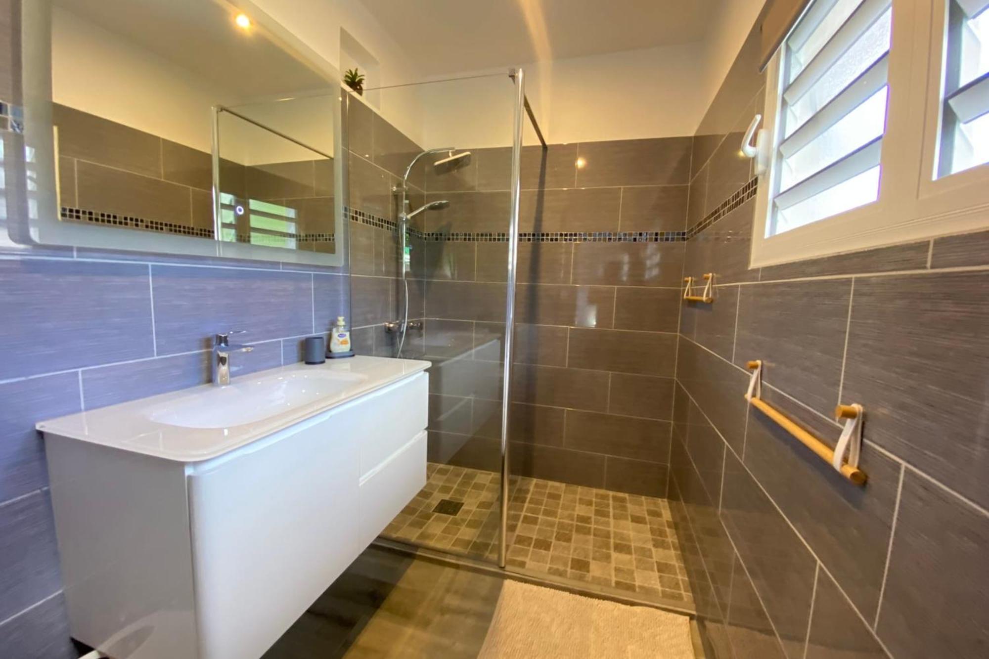972M Beautiful Air-Conditioned Villa With Garden Le Carbet Eksteriør bilde